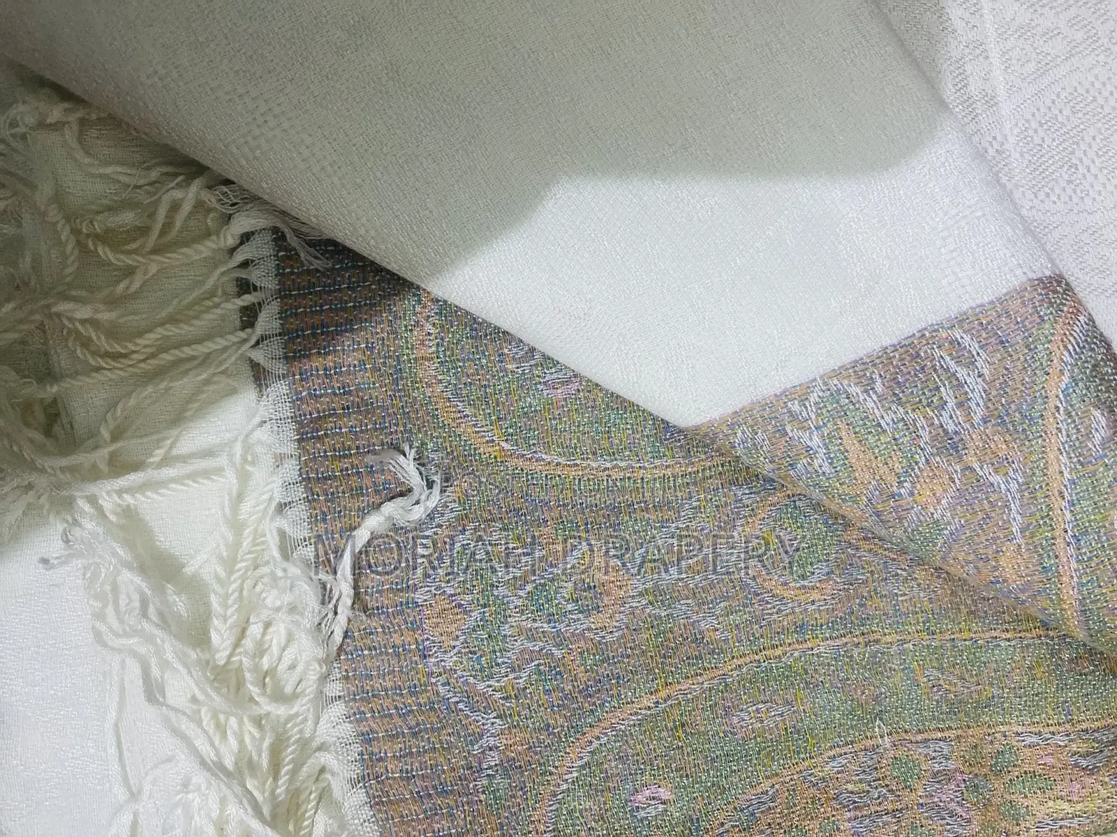 Plain Centered Vintage Print Edged Scarf