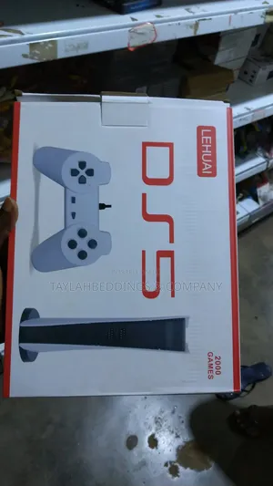 Console
Retro Console Ds5 Lehuai With 2000 Games