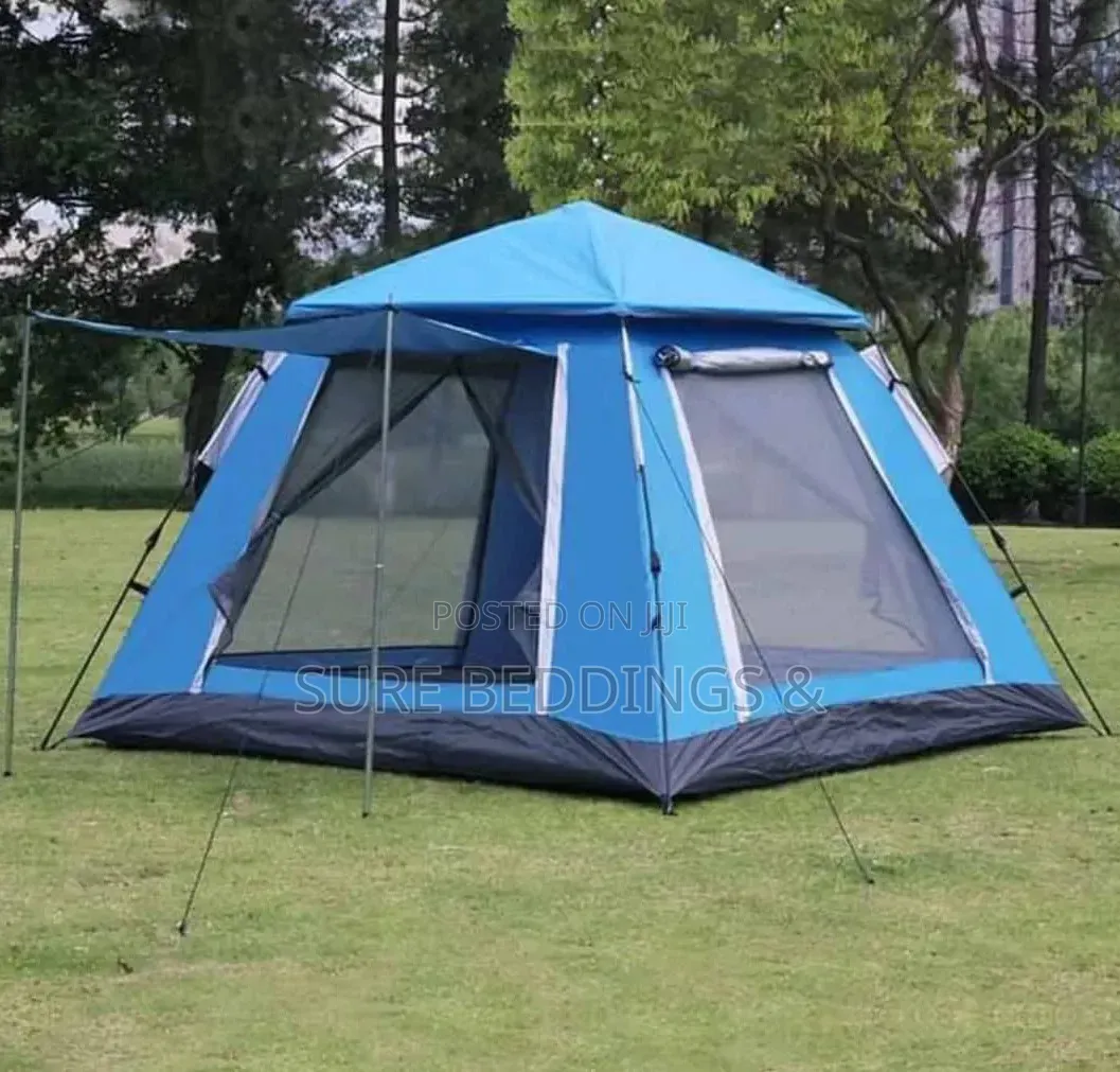 Monte 6 People Capacity Camping Tent