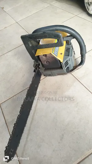 Uk Used McCulloch Titan Chainsaw, 2 Stroke, 35cm Bar.