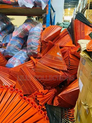 Plastic Leaf Rake