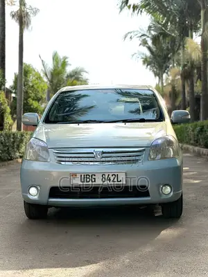 Toyota Raum 2006 Blue