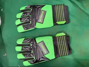 Goalkeepers Gloves Original