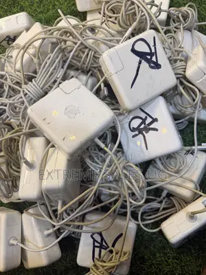 Apple Macbook Chargers