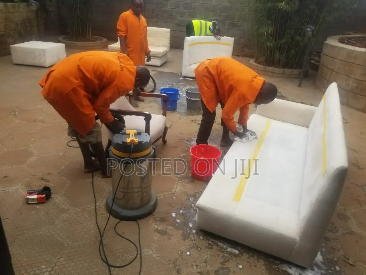 Sofa Set Cleaning Services
