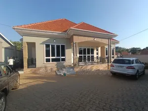 Furnished 4bdrm Bungalow in Entebbe, Central Division for sale
