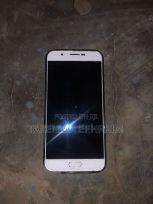 Samsung Galaxy A8 32 GB White