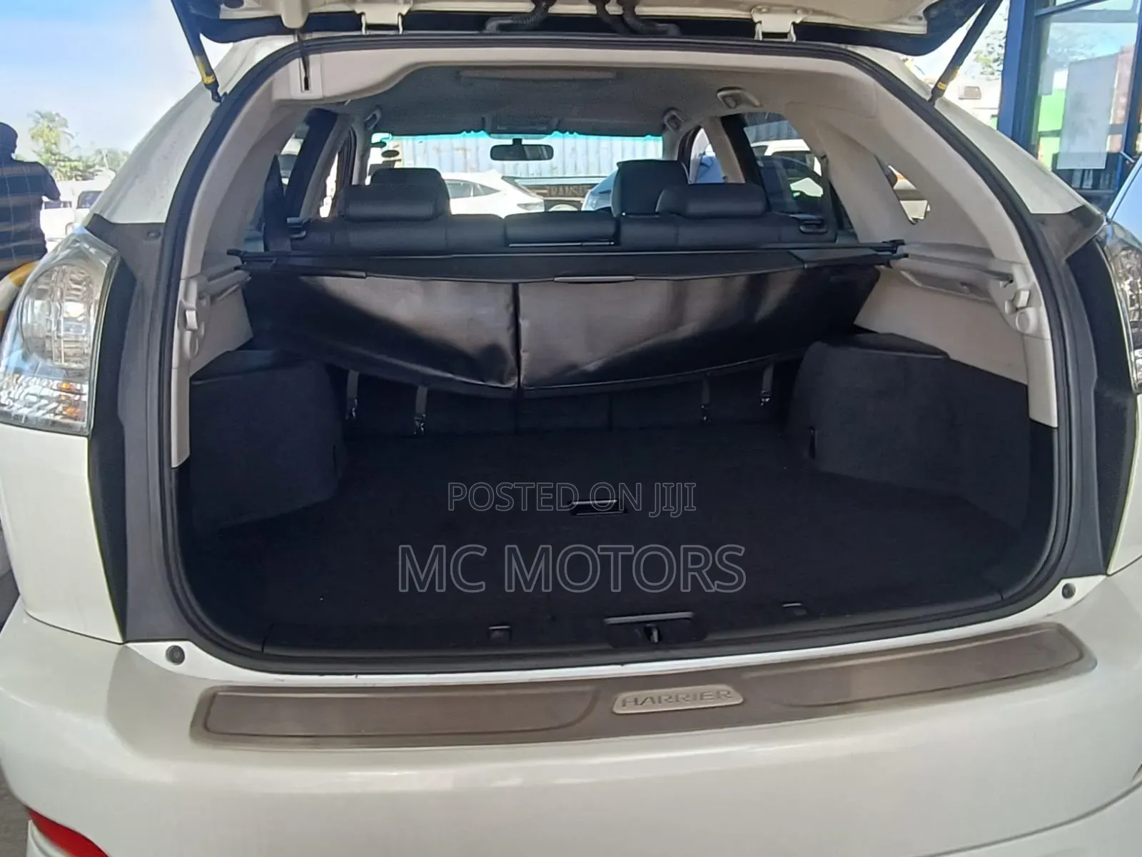Toyota Harrier 2.4 4WD 2012 White