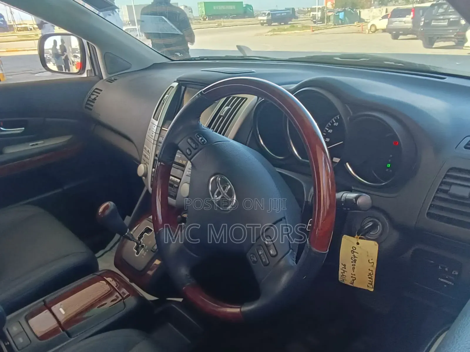 Toyota Harrier 2.4 4WD 2012 White