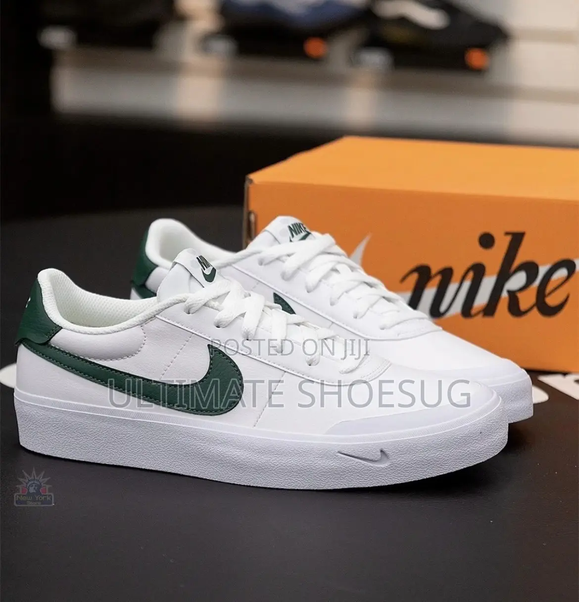 Nike Court Shot
