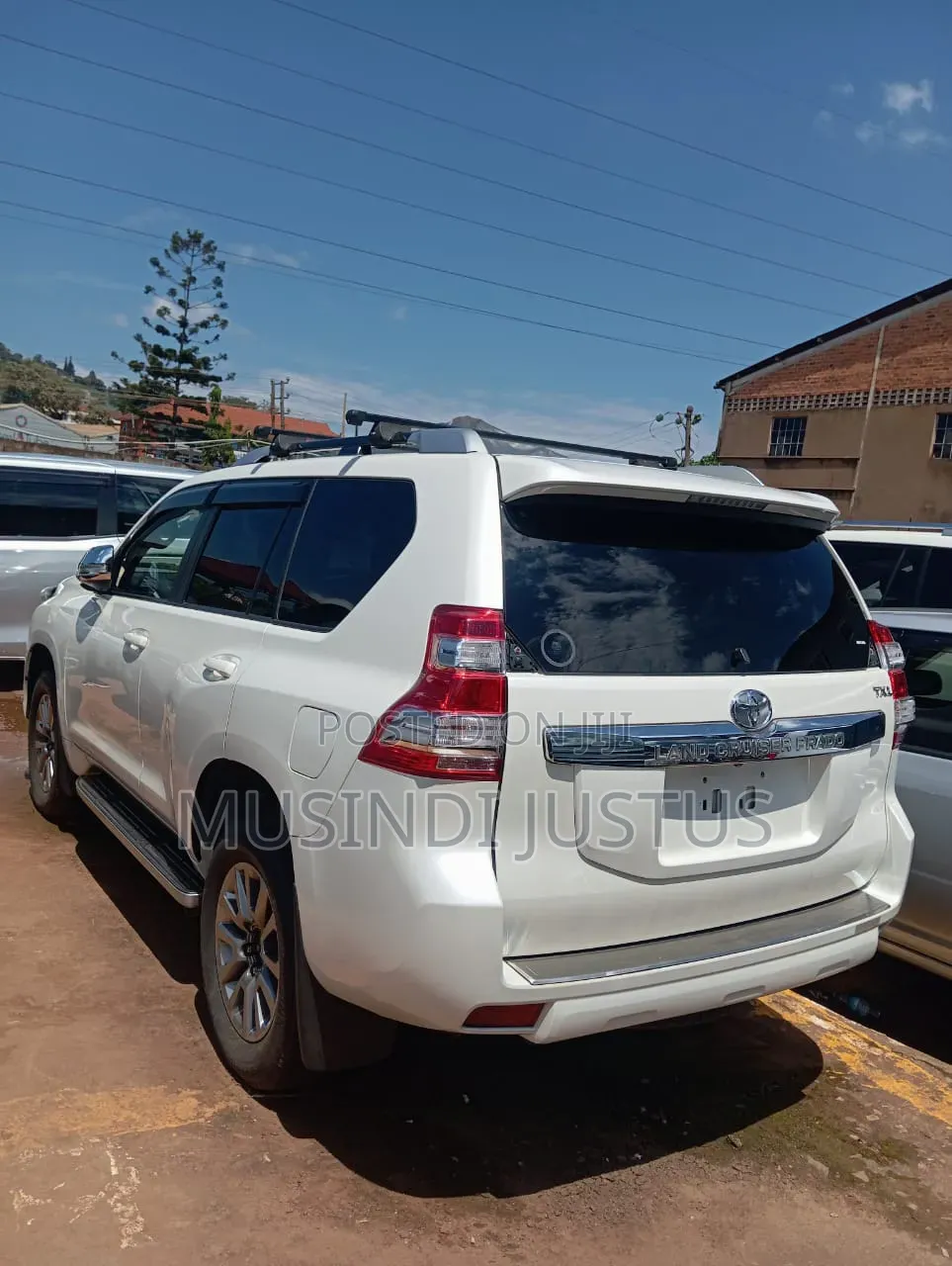 Toyota Land Cruiser Prado 2017 White