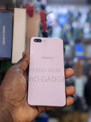 Oppo A3s 64 GB Pink