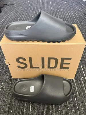 Yizzy Slides Sandals