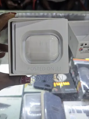 Open Airpods Pro 2nd Gen
