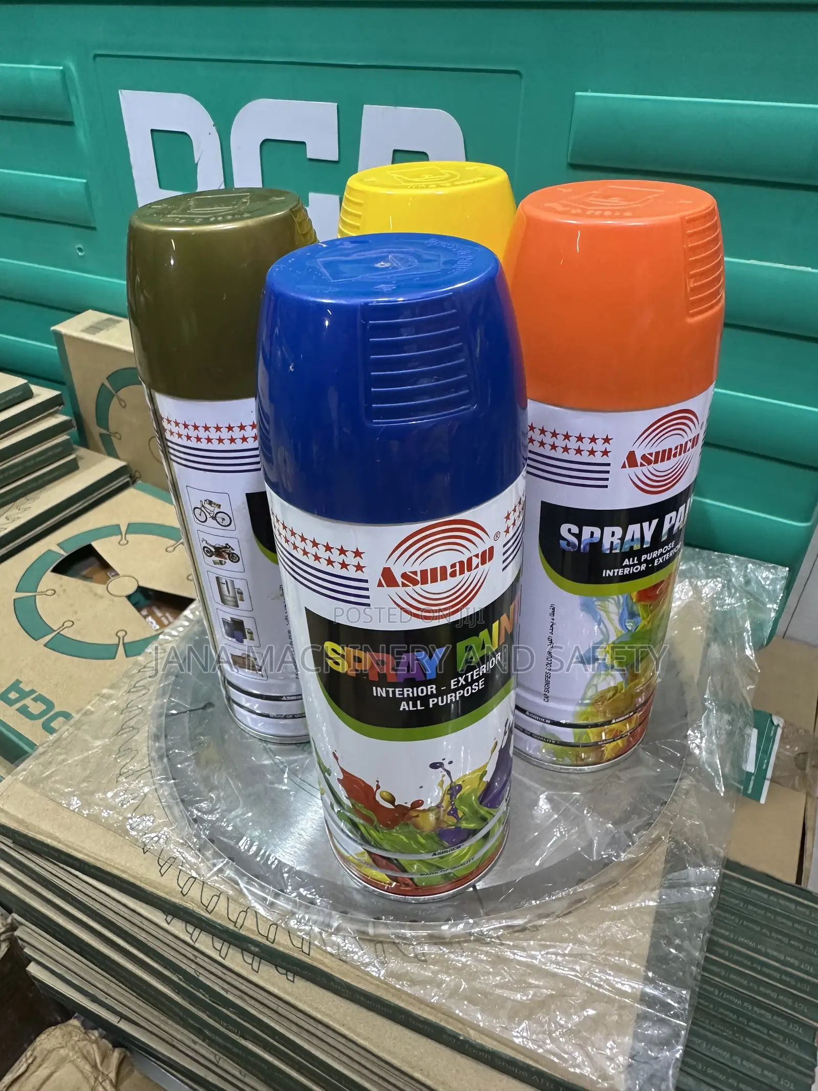 Interior-exterior Spraypaint