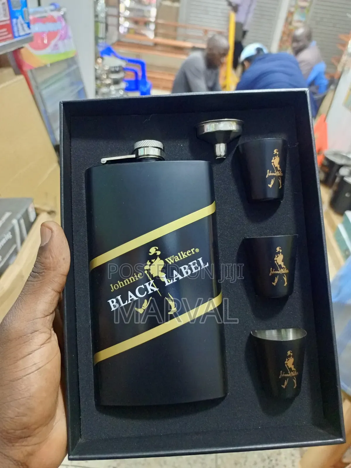 Johnnie Walker Black Label Branded Gift Set