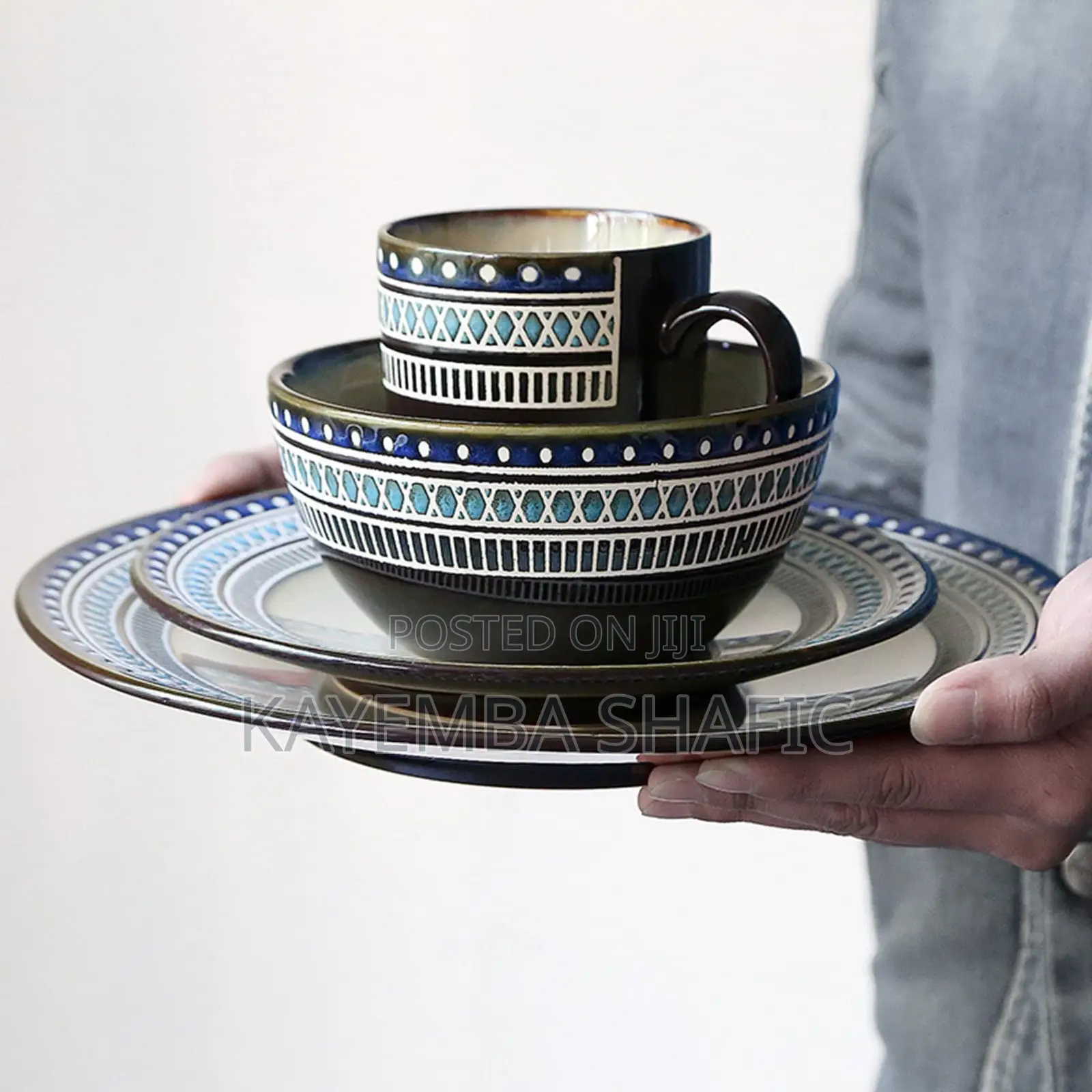 Luxury 24-Piece Gibson Elite Stoneware Dinnerware Set