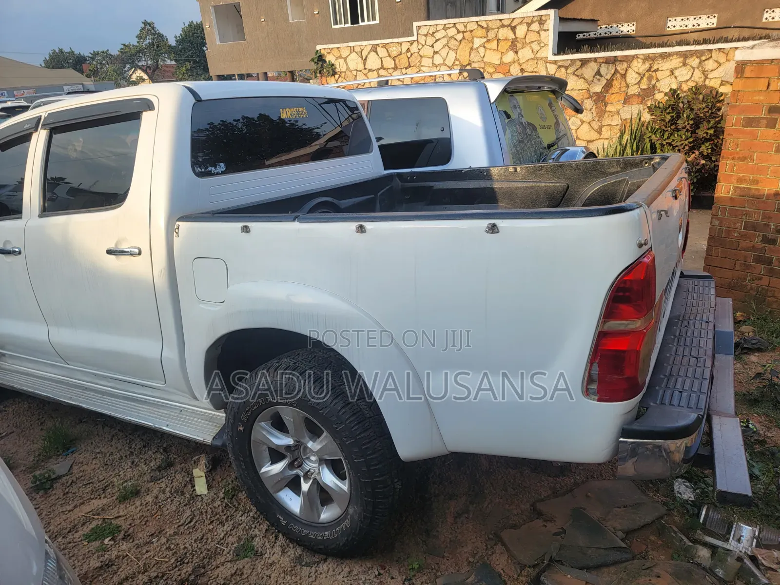 Toyota Hilux 2015 White