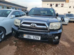 Toyota Hilux Surf 2009 Black