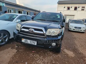 Toyota Hilux Surf 2009 Black