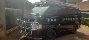 Toyota Regius 2017 Black