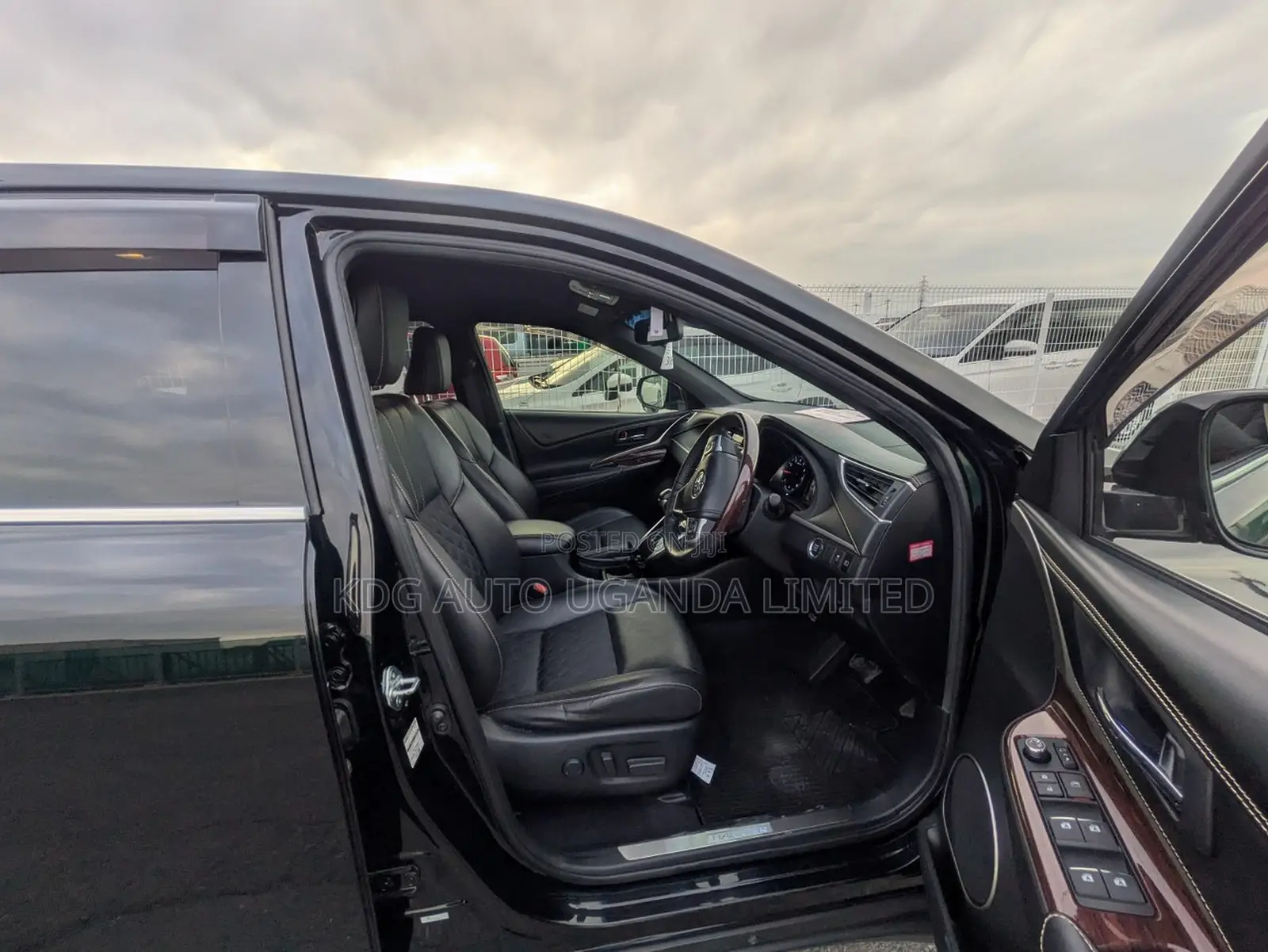 Toyota Harrier 2017 Black