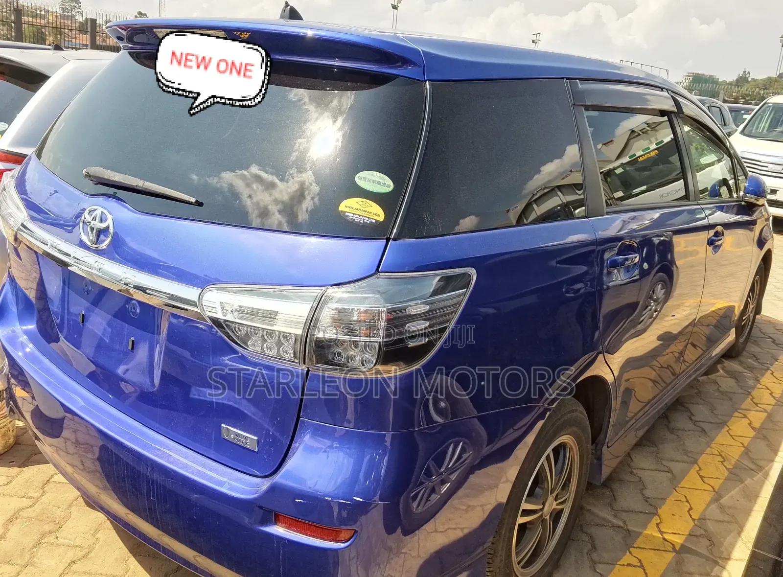 Toyota Wish 2013 Blue