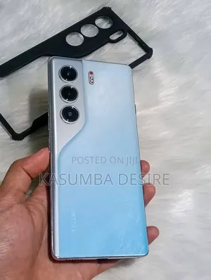 New Tecno Camon 40 Pro 5G 256 GB Blue