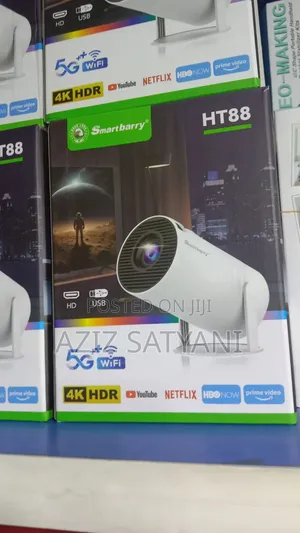 The Smartberry Ht88 Is a Budget-Friendly, Portable Smart Projector