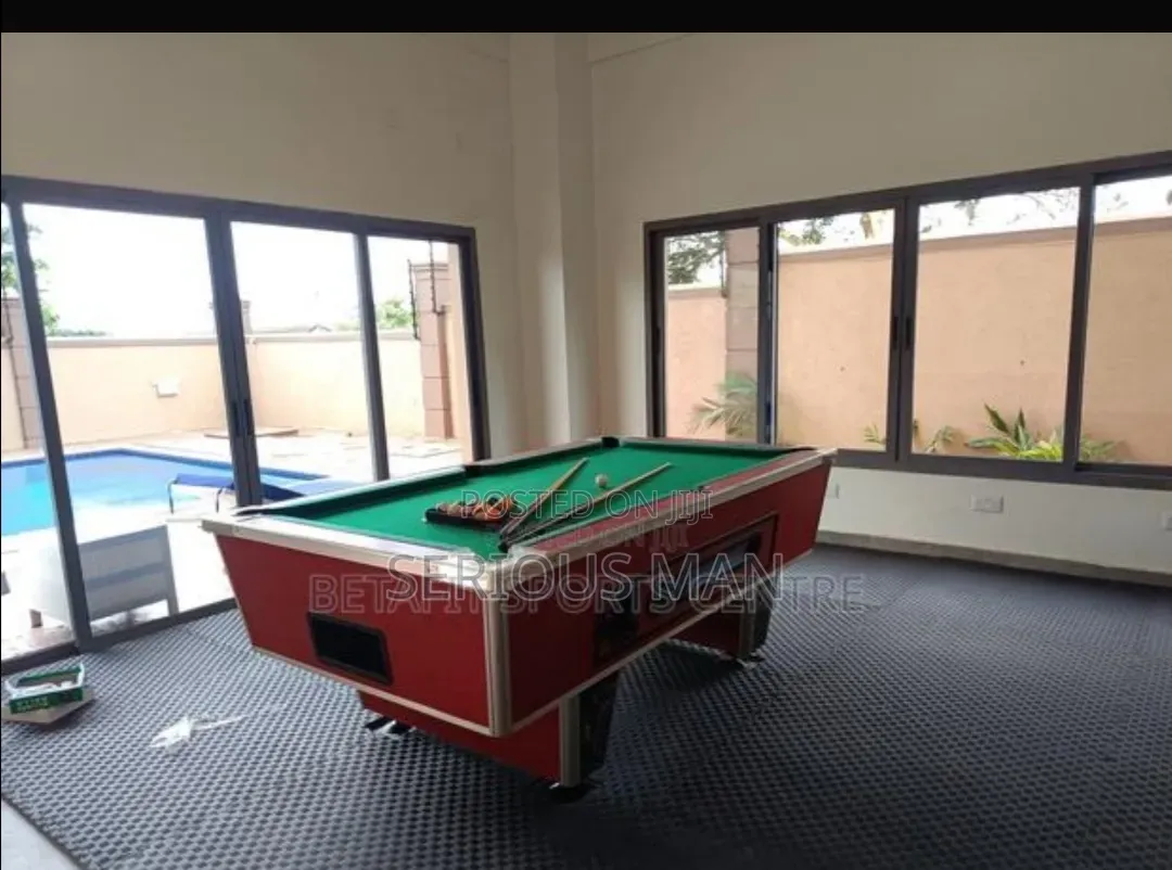 Commercial-style Pool Tables,