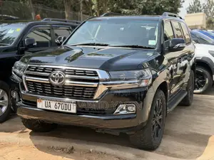 Toyota Land Cruiser 2015 Black