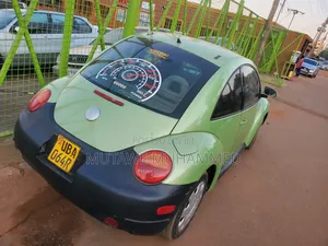 Volkswagen Beetle 2007 Gold