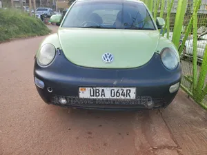 Volkswagen Beetle 2007 Gold