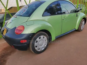 Volkswagen Beetle 2007 Gold