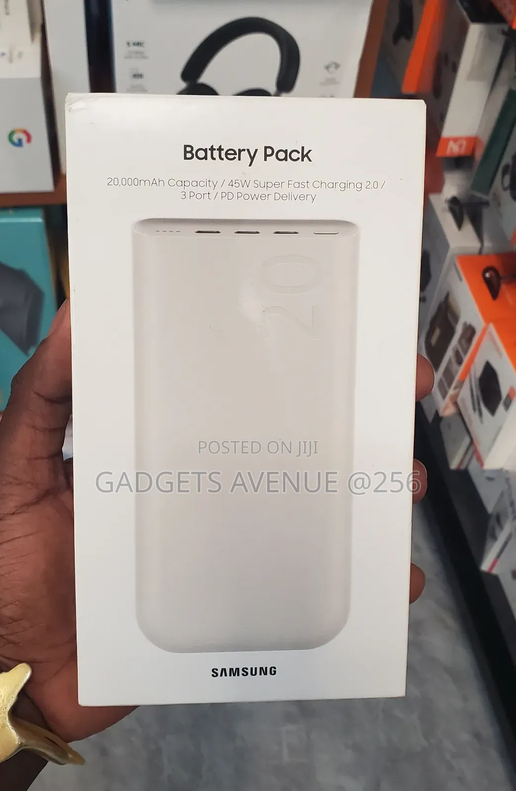 Samsung 20,000mah Battery Pack Featuring 45w Super Fast Charging