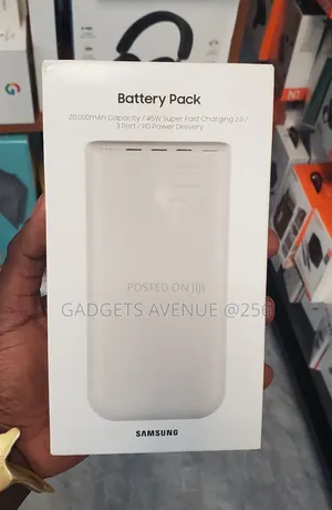 Samsung 20,000mah Battery Pack Featuring 45w Super Fast Charging