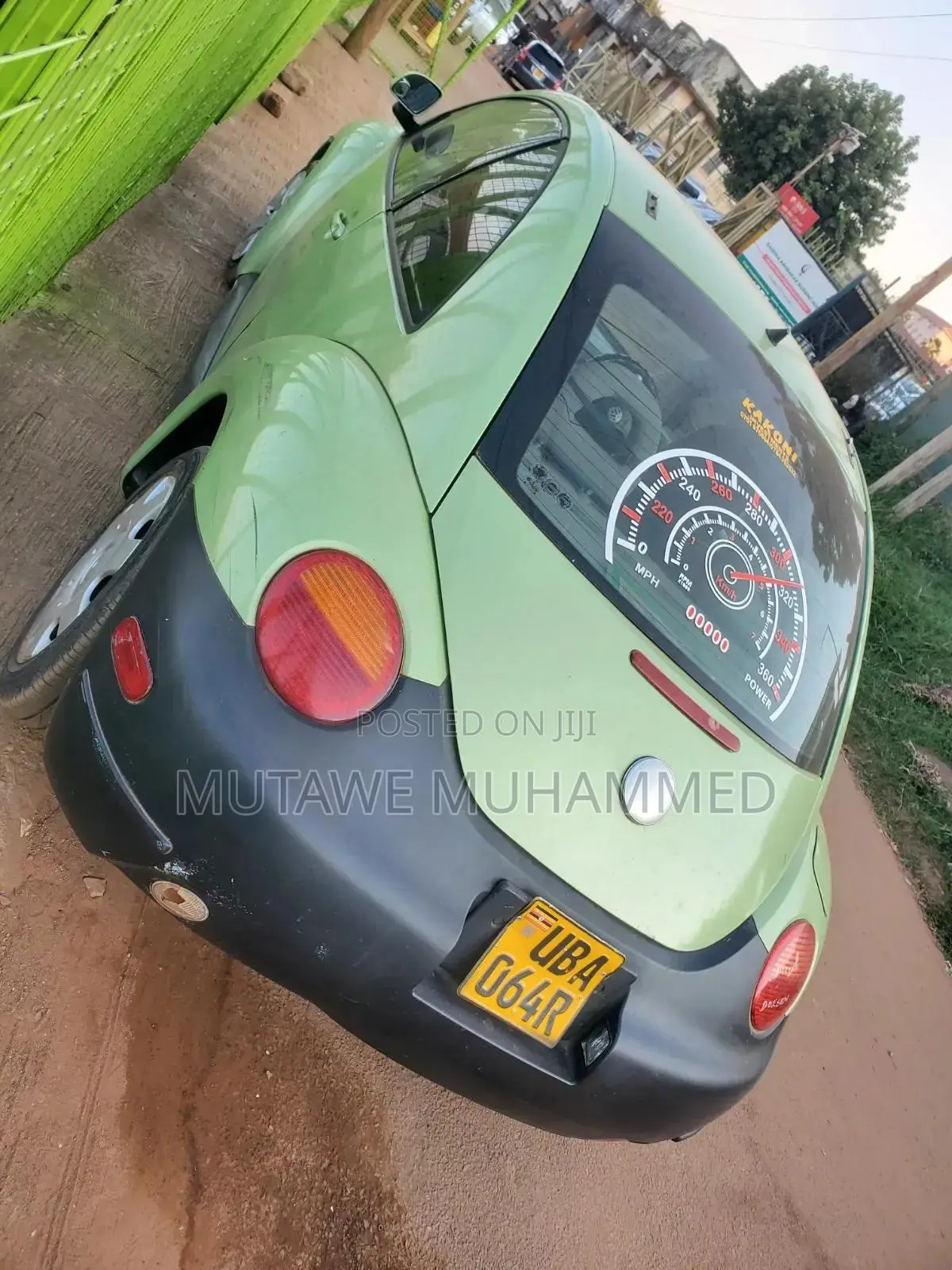 Volkswagen Beetle 2007 Gold