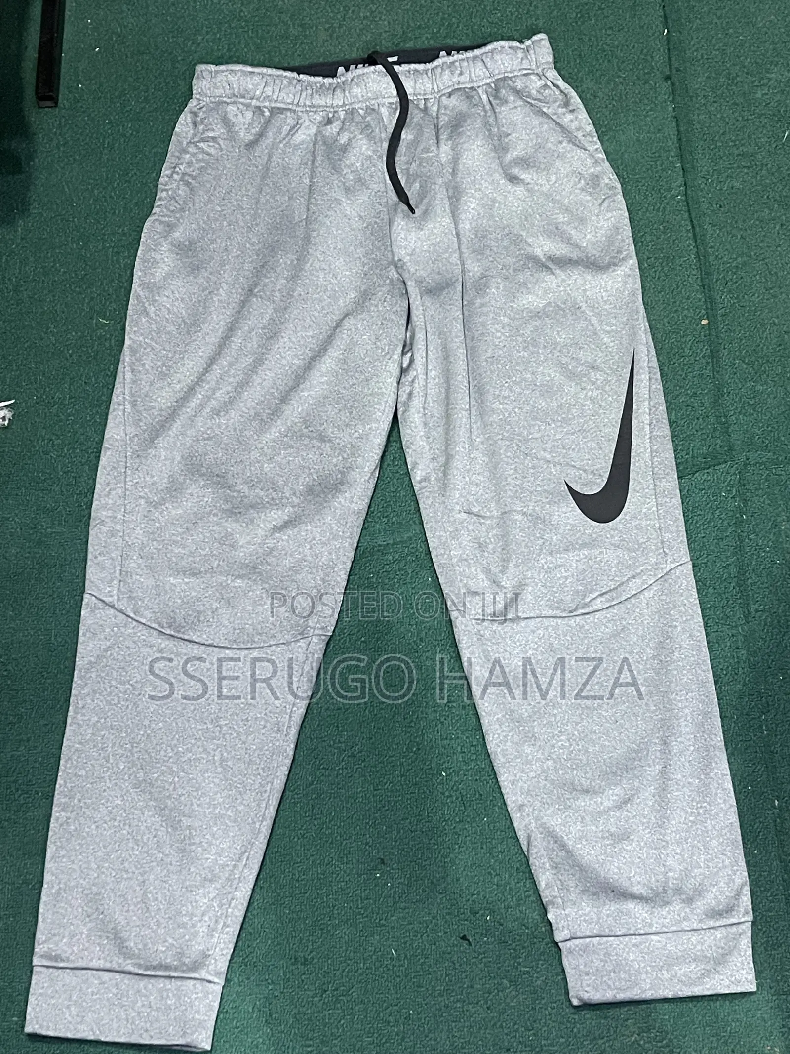 Sweaterpant Second Hand