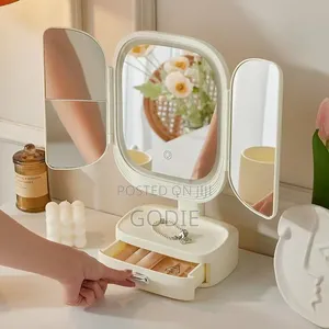 Foldable Vanity Mirror With Led Lighting With Touch Sensor Control.