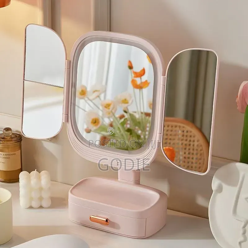 Foldable Vanity Mirror With Led Lighting With Touch Sensor Control.