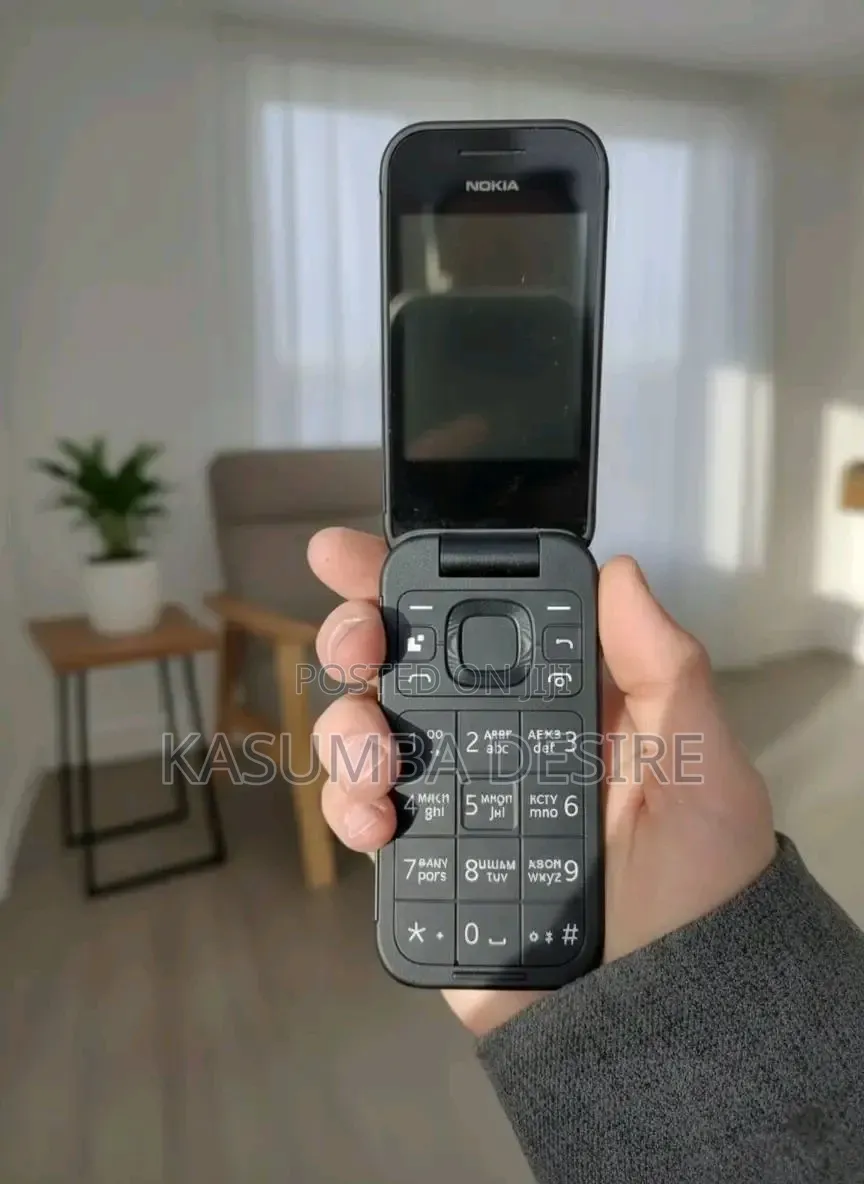 New Nokia 2660 Flip Black
