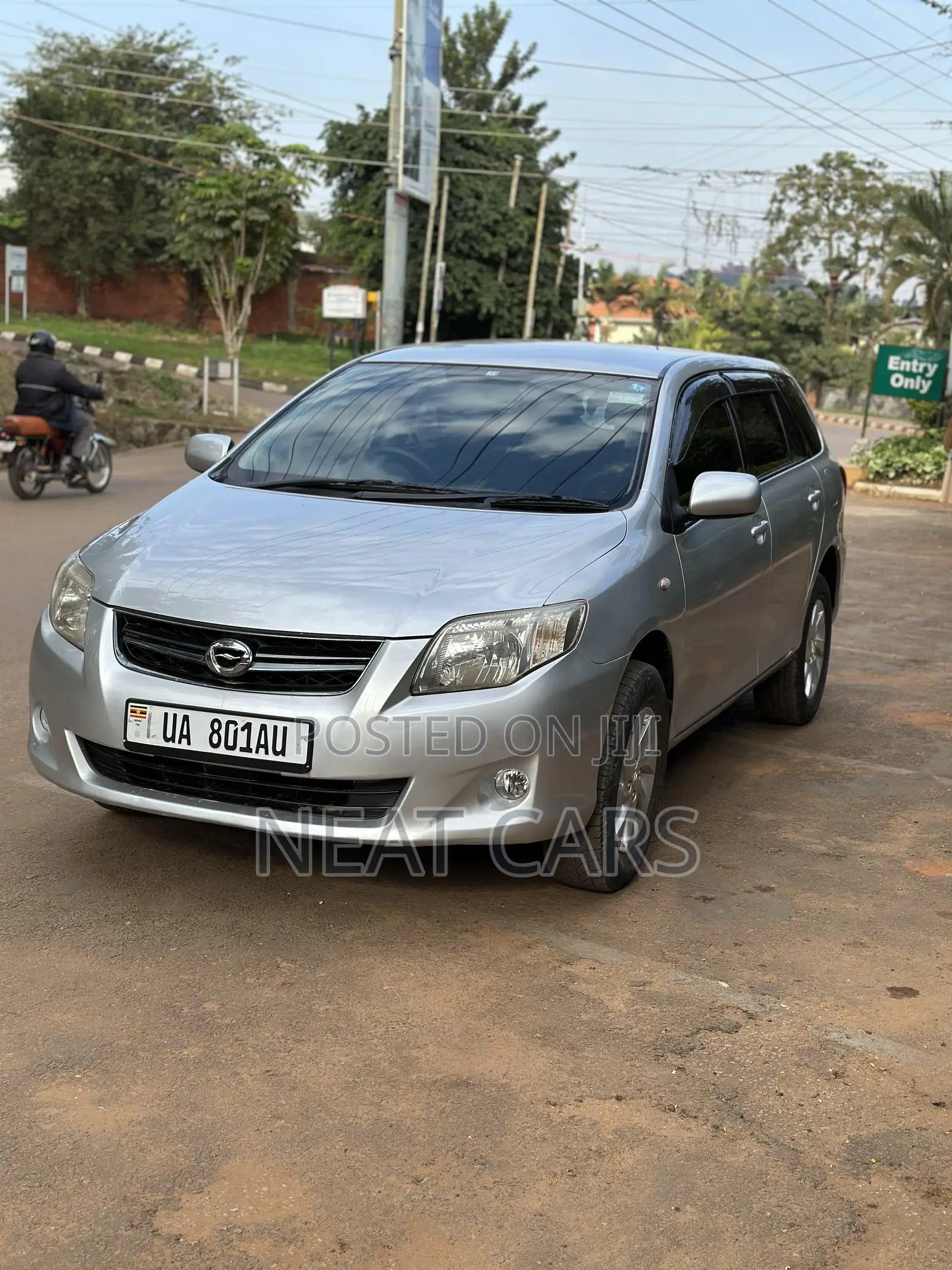 Toyota Corolla Fielder 2012 Silver
