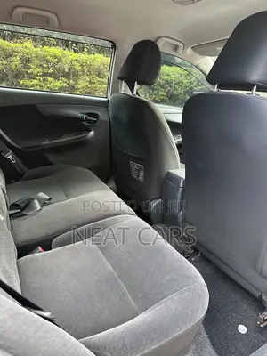 Toyota Corolla Fielder 2012 Silver