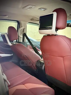 Nissan Navara 2020 White
