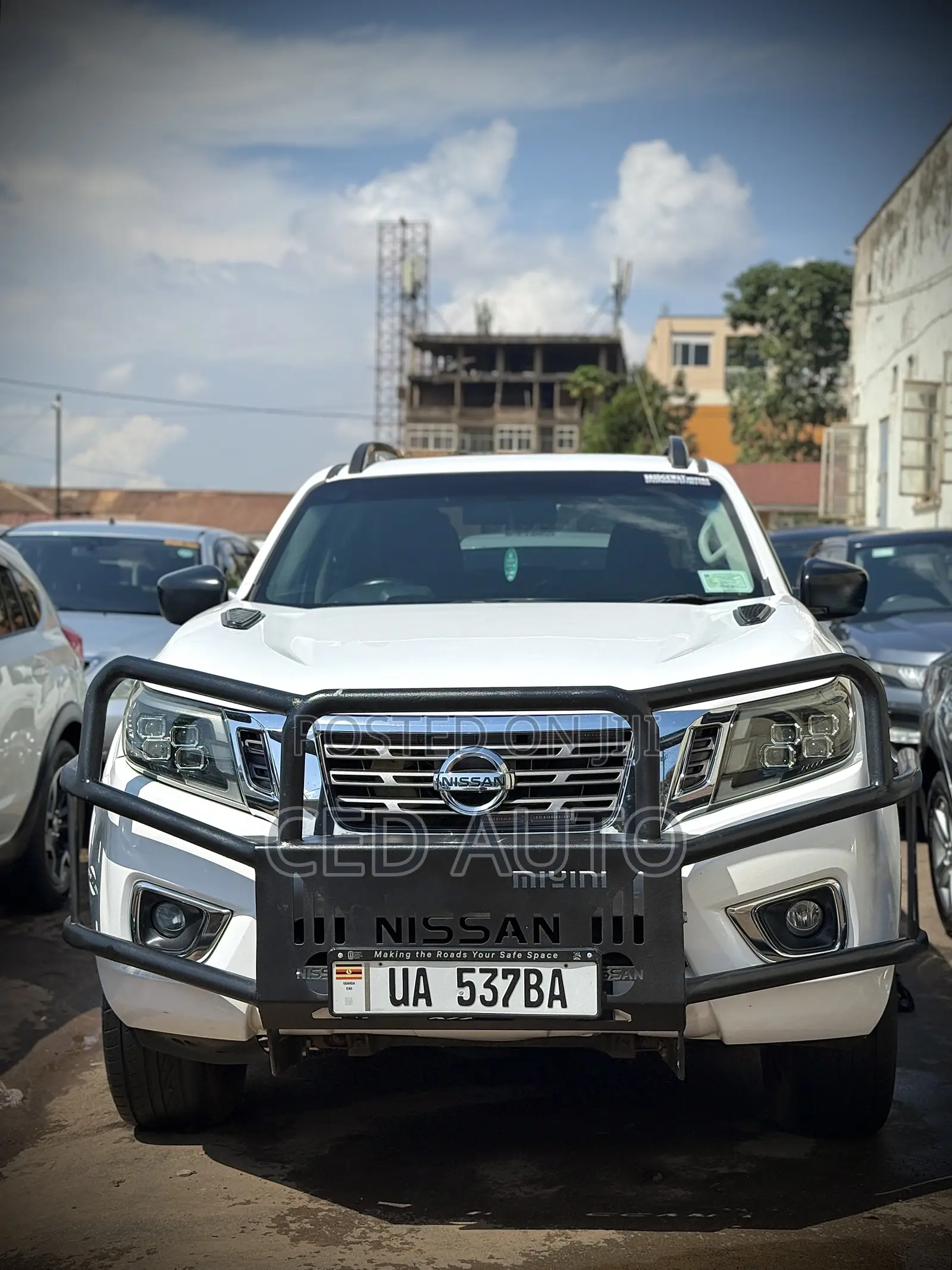 Nissan Navara 2020 White