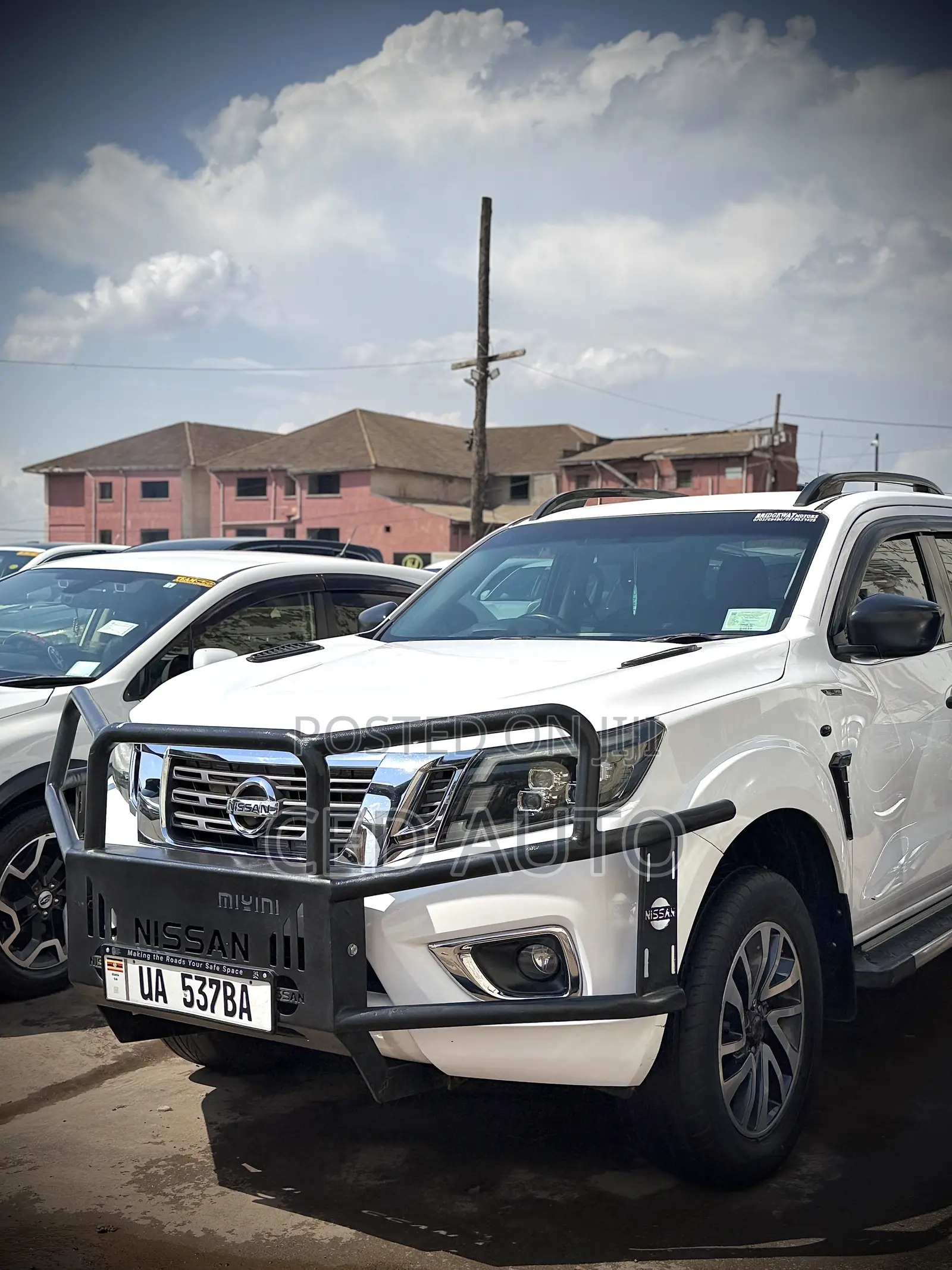 Nissan Navara 2020 White