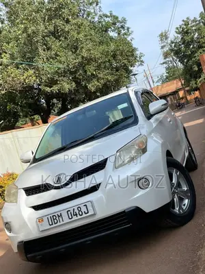 Toyota IST 2009 White