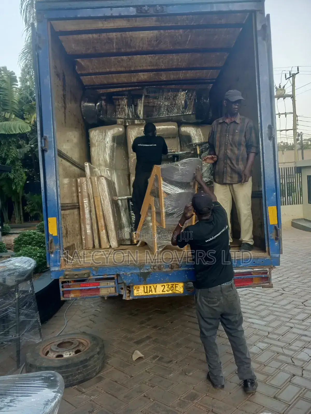 Movers and Packers 02
