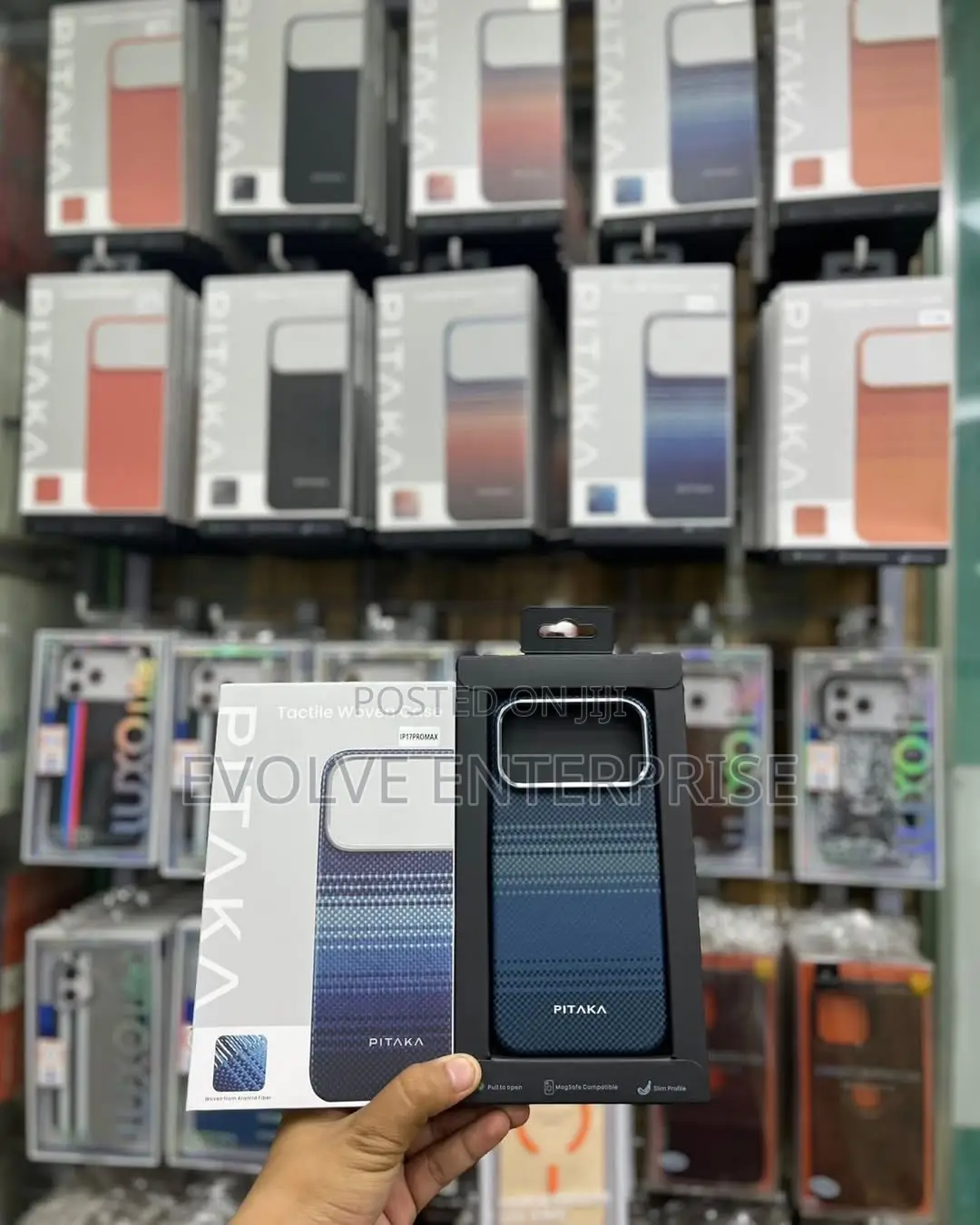 Pitaka-Style Aramind Fiber Case for the iPhone 17 Pro Max