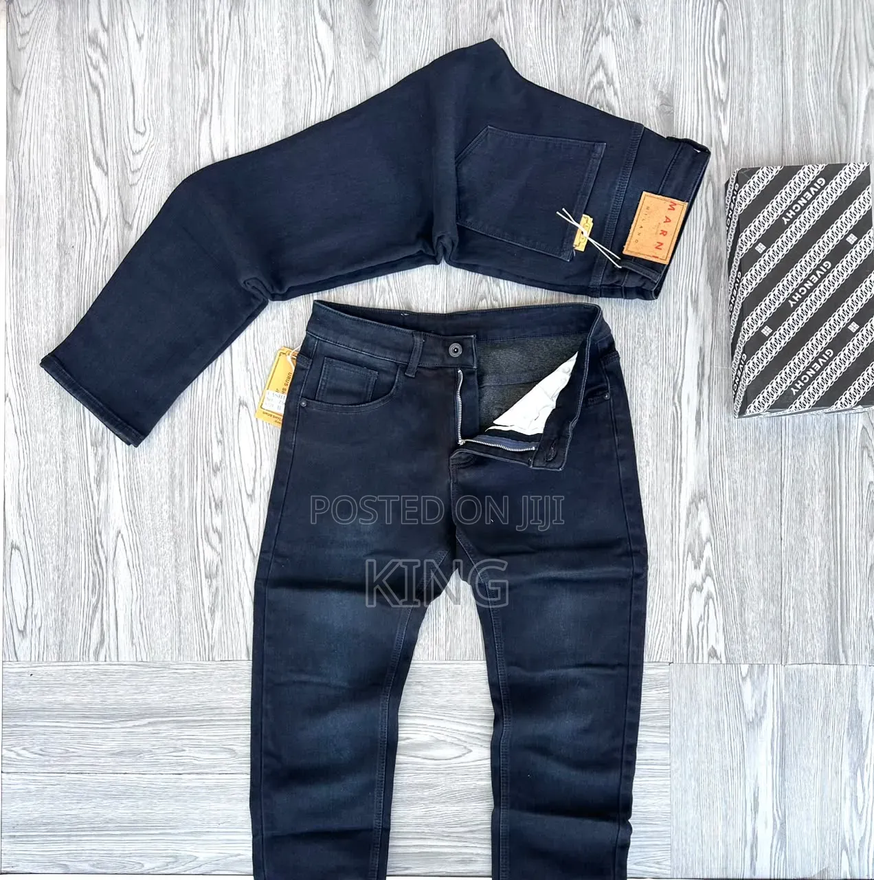 Denim Face Jeans